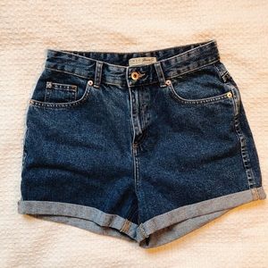 High waist denim shorts